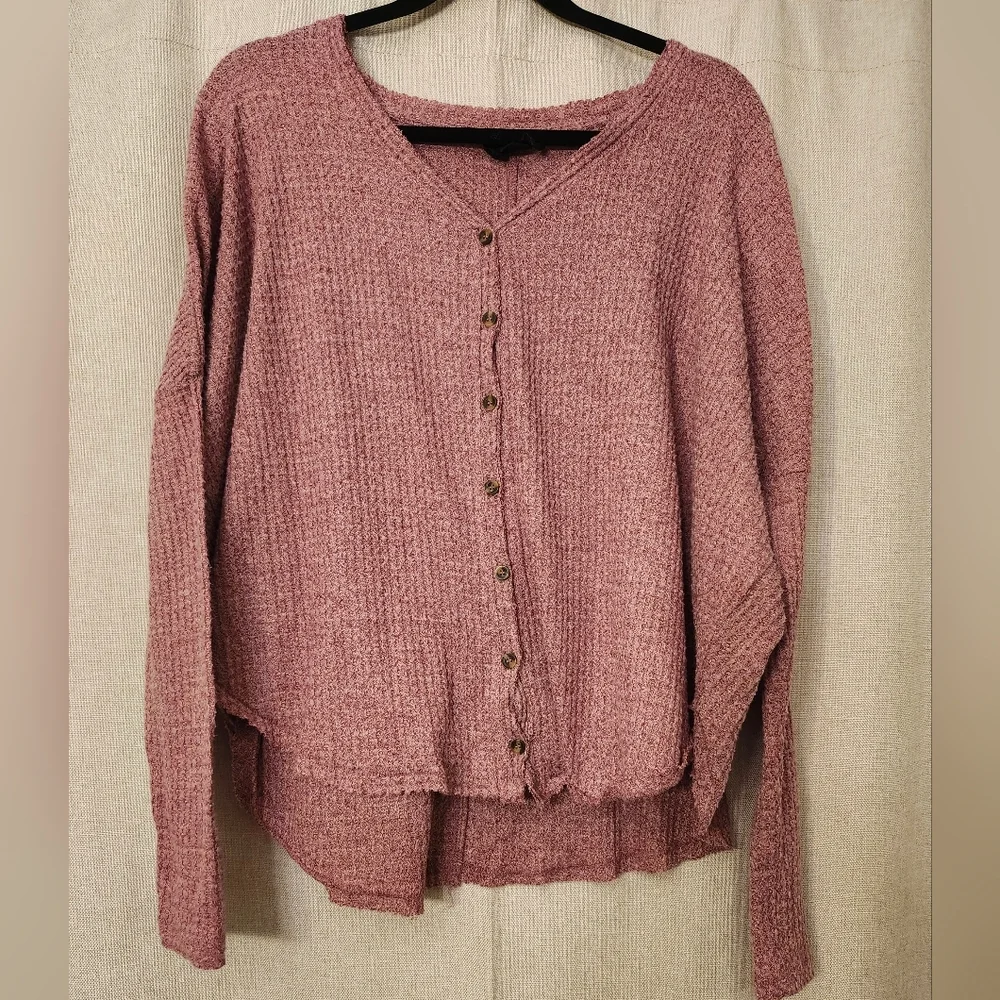 Urban Outfitters Cozy Waffle Knit Button-Up Oversized Small EUC - Picture 1 of 9